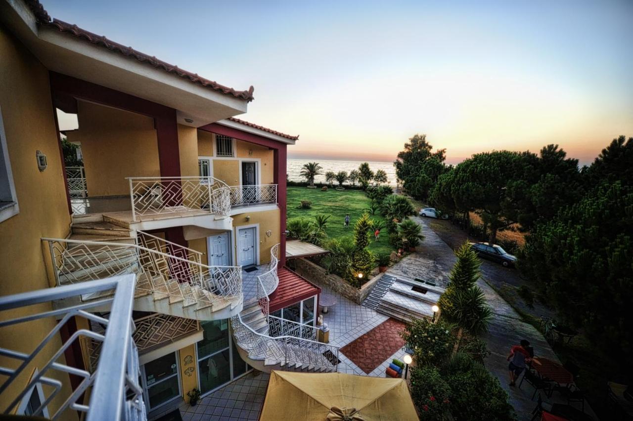 Irida Beach Resort Suites Kyparissia Ngoại thất bức ảnh