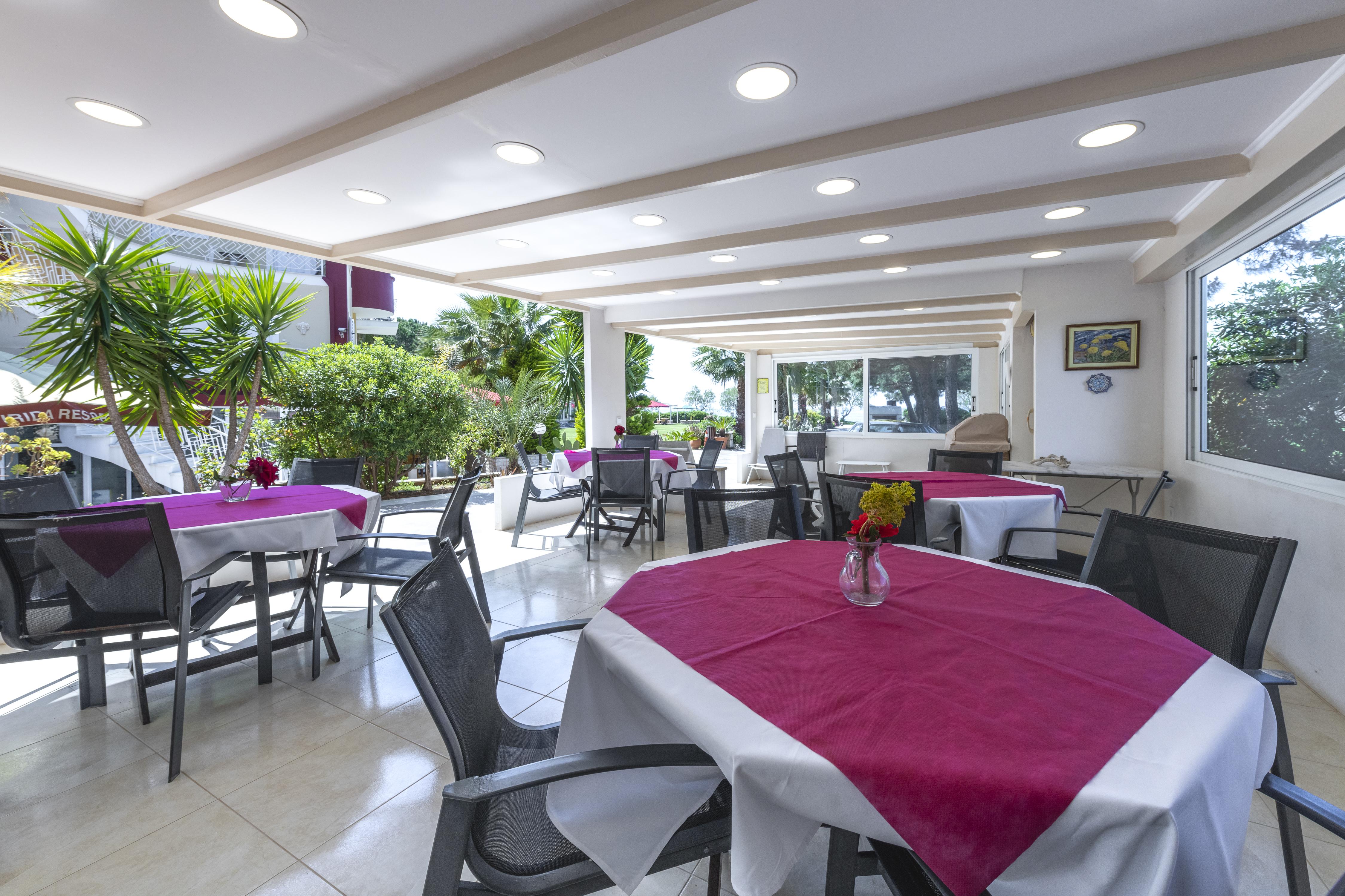 Irida Beach Resort Suites Kyparissia Ngoại thất bức ảnh