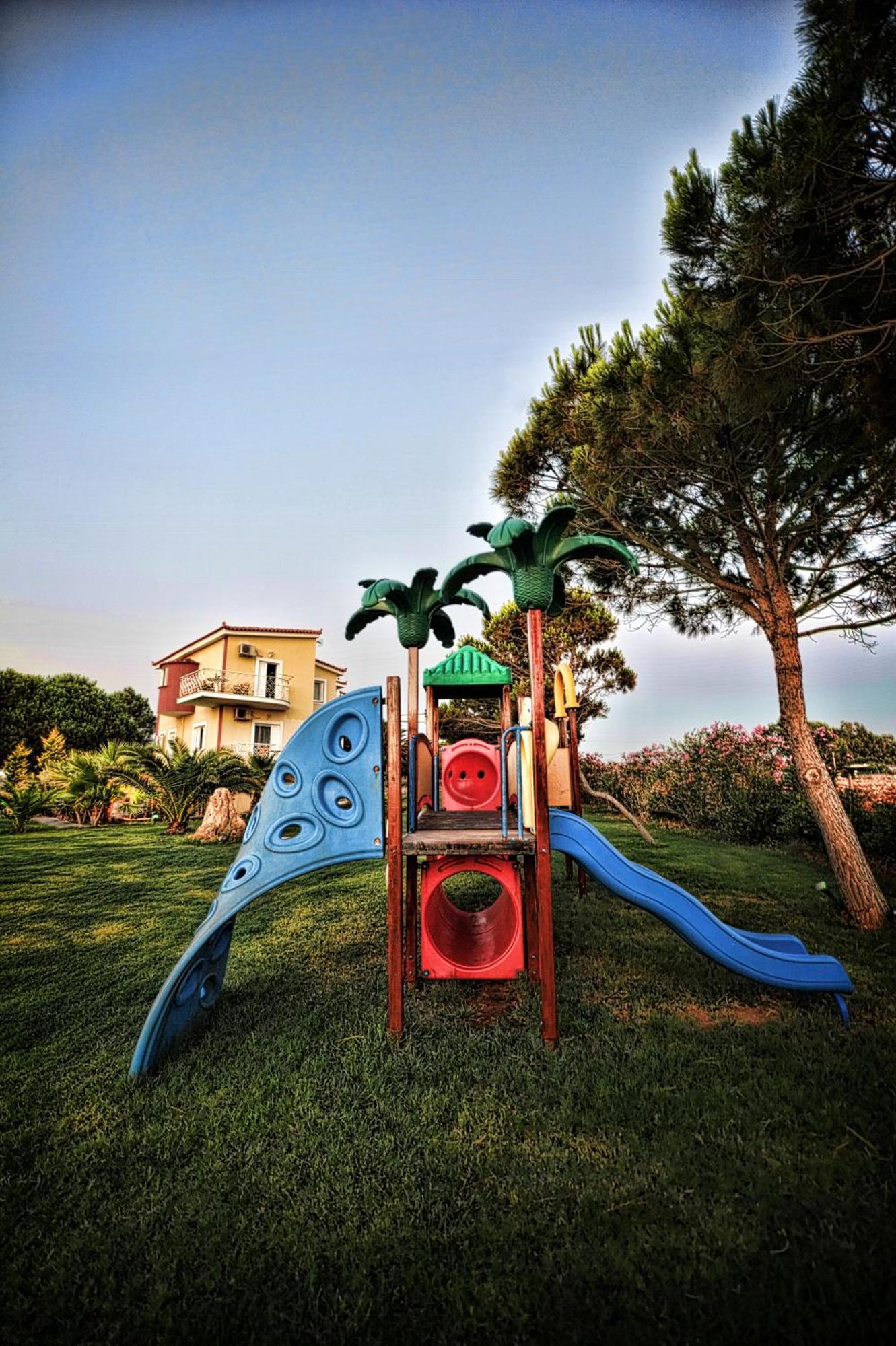 Irida Beach Resort Suites Kyparissia Ngoại thất bức ảnh
