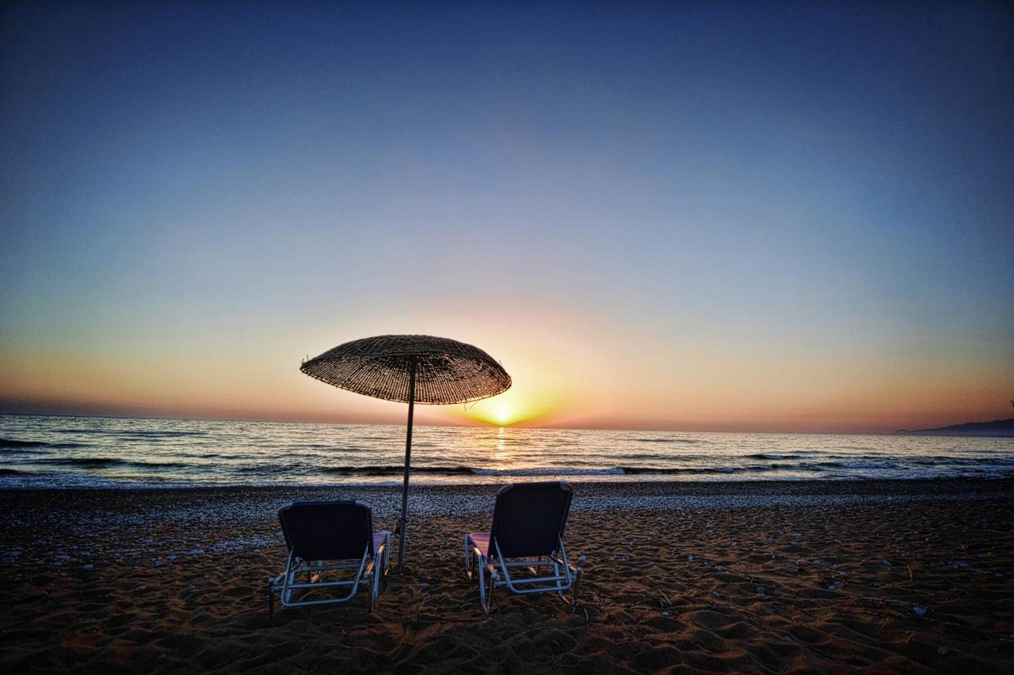 Irida Beach Resort Suites Kyparissia Ngoại thất bức ảnh